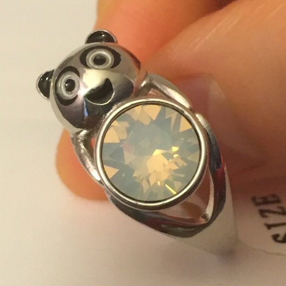 Fragrant Jewels Panda-monium Ring - Picture 2 of 3